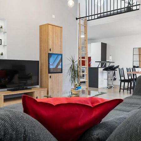 Modernes 3-Zimmer Loft Mit Balkon Hennesee 5 Min Eslohe Bagian luar foto