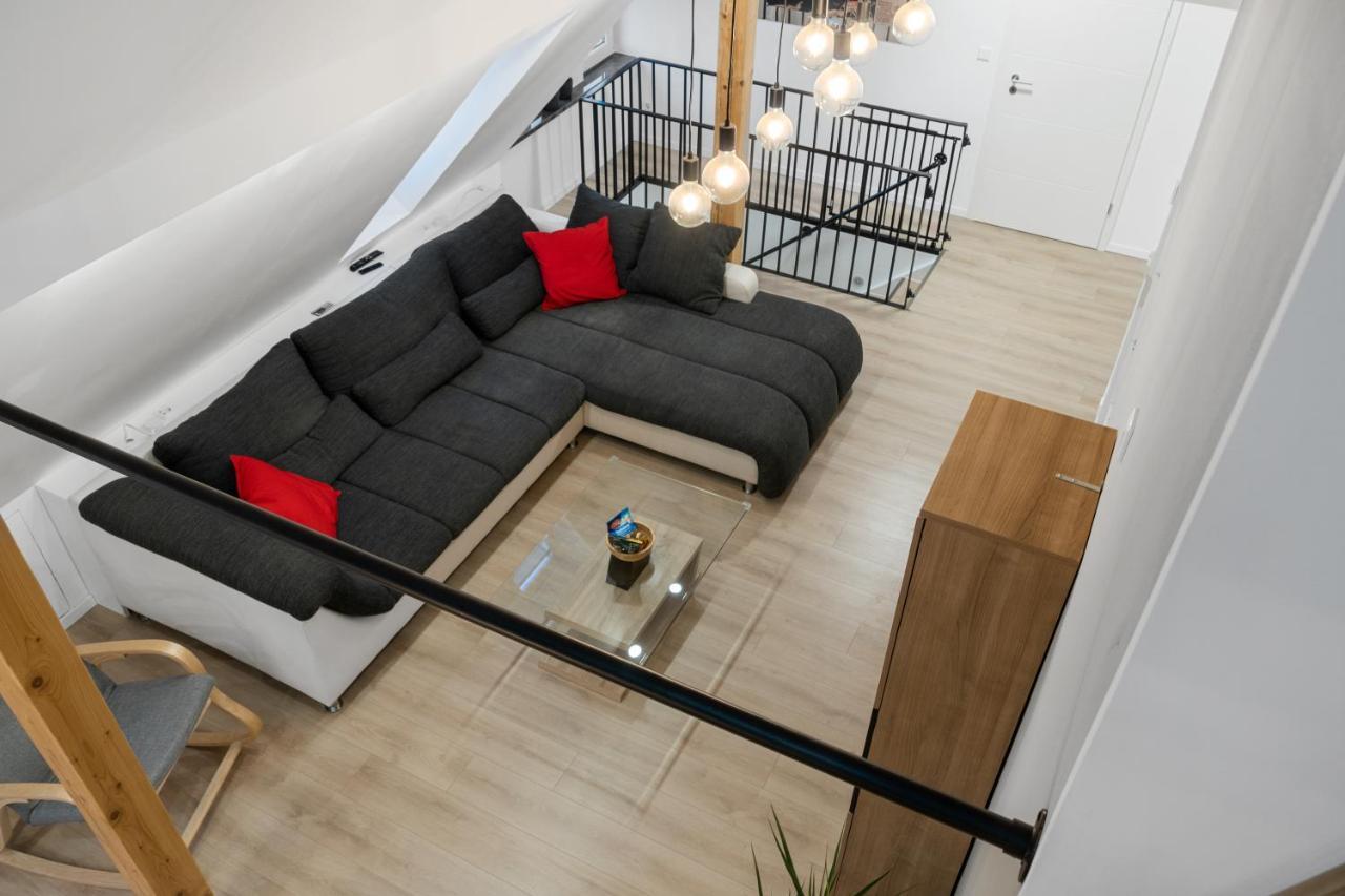 Modernes 3-Zimmer Loft Mit Balkon Hennesee 5 Min Eslohe Bagian luar foto