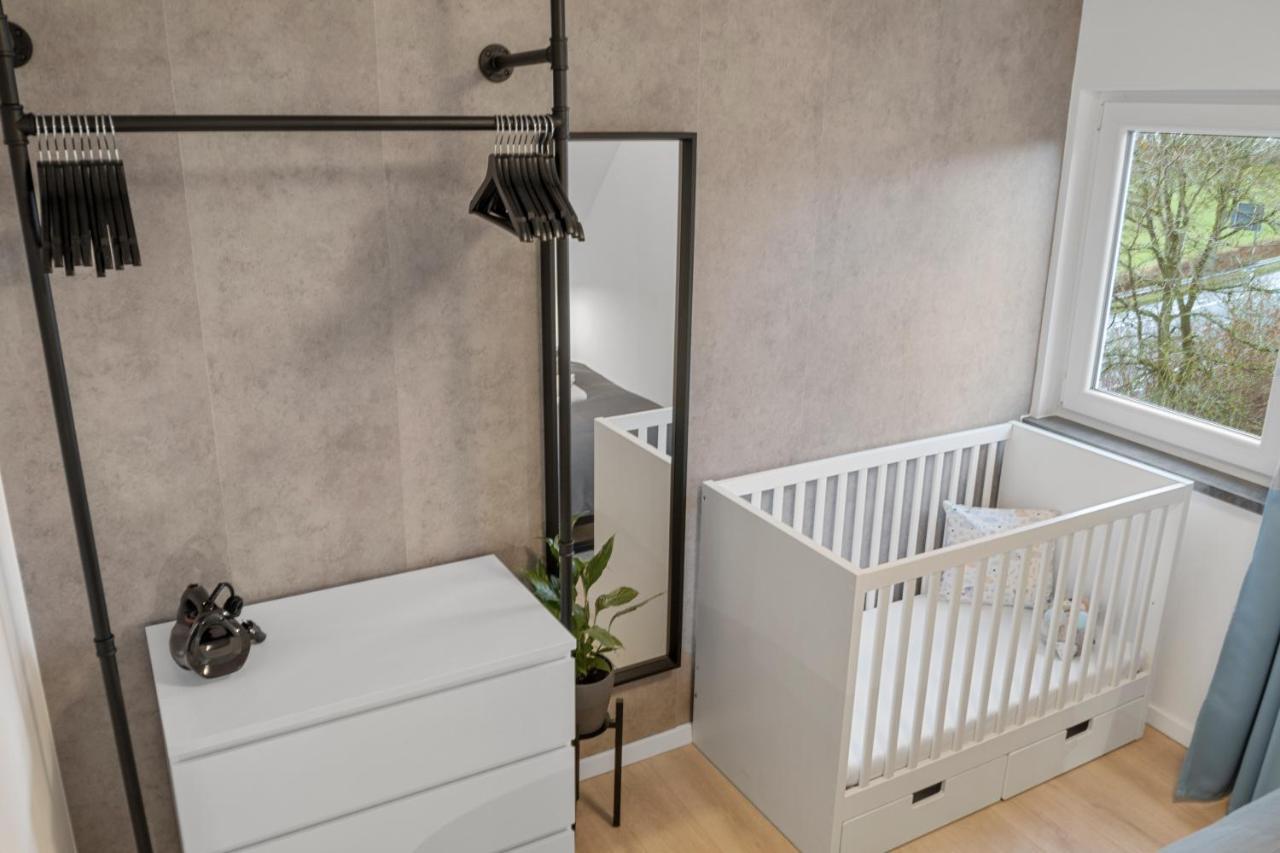 Modernes 3-Zimmer Loft Mit Balkon Hennesee 5 Min Eslohe Bagian luar foto