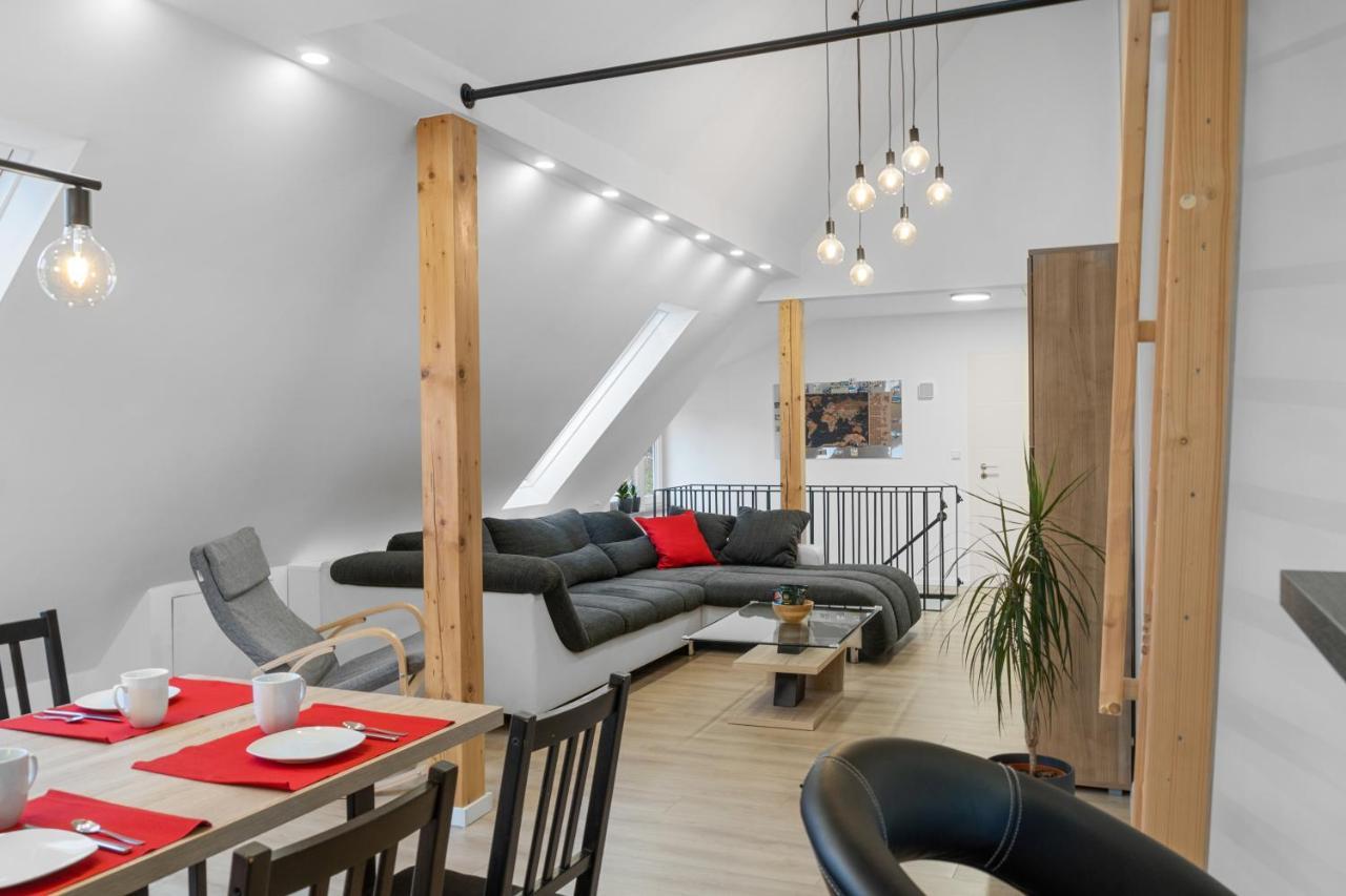 Modernes 3-Zimmer Loft Mit Balkon Hennesee 5 Min Eslohe Bagian luar foto